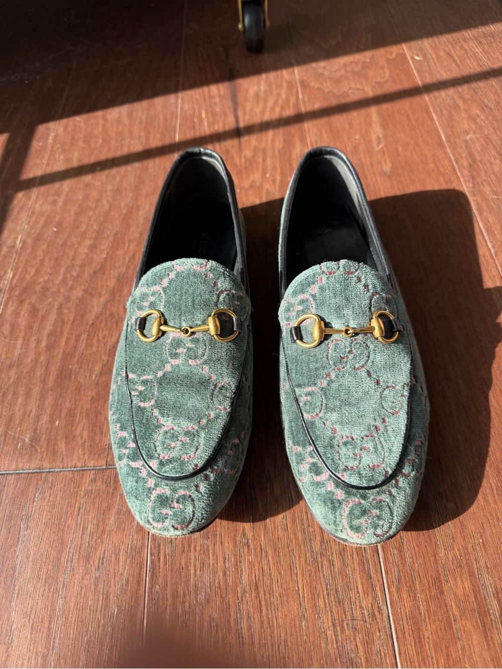 Gucci Jordaan Velvet Loafer, Women’s 37.5